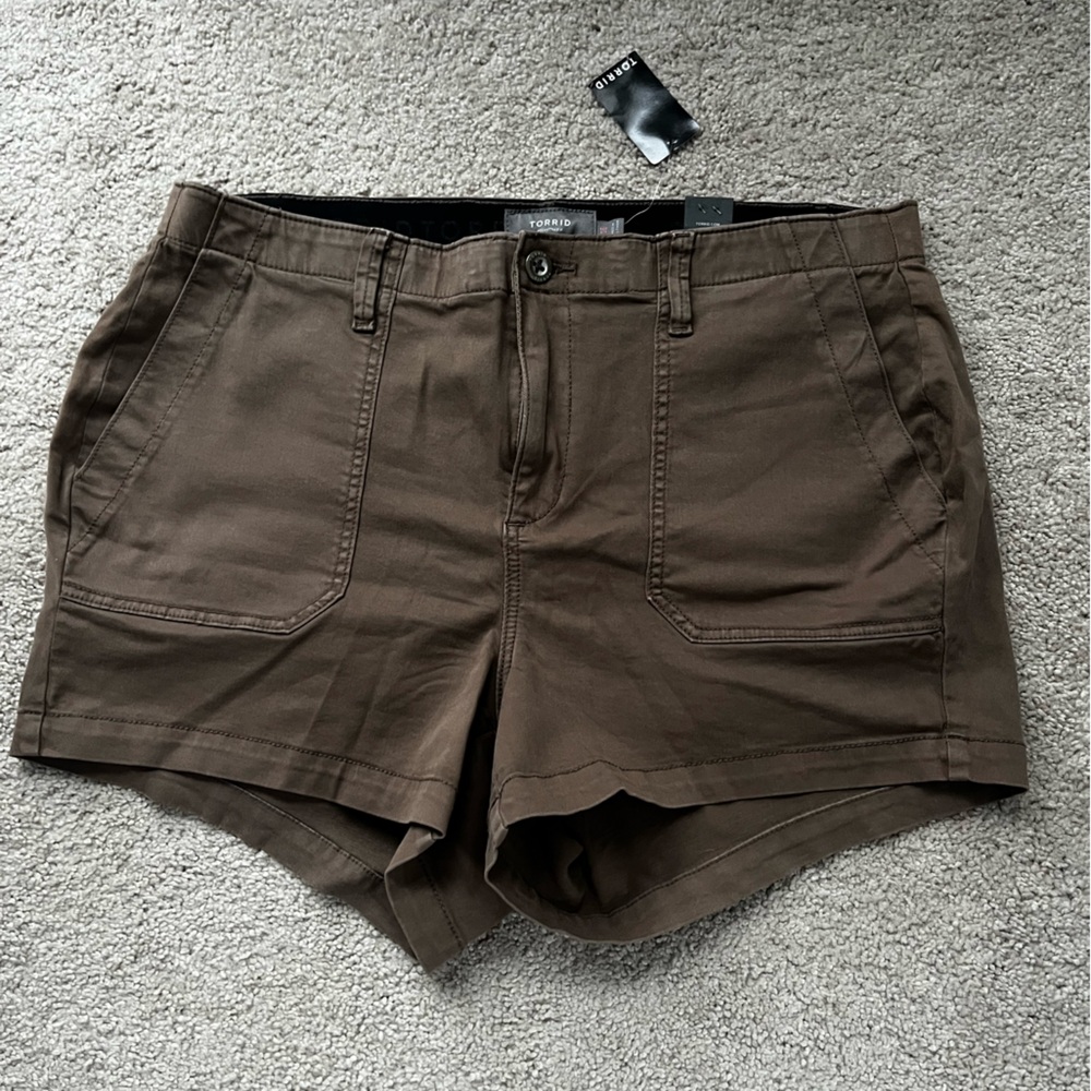 Torrid Women’s Olive Green Cargo Shorts